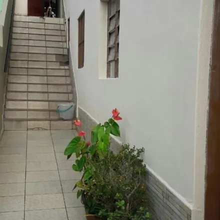 Image 1 - Rua Santa Juliana, Picanço, Guarulhos - SP, 07097-200, Brazil - House for sale