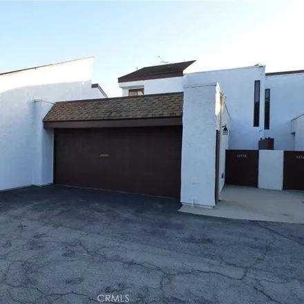Rent this 2 bed house on West Middle School in Susan Avenue, Downey