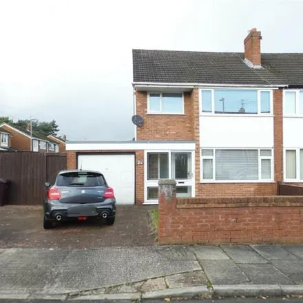 Buy this 3 bed duplex on Fernbank Avenue in Knowsley, L36 9UD