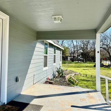 Image 2 - 5698 Tulane Avenue, River Oaks, Tarrant County, TX 76114, USA - House for sale