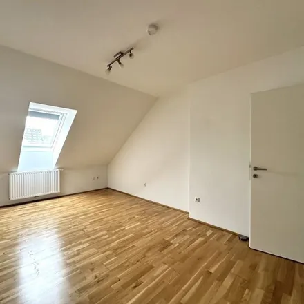 Rent this 3 bed apartment on Puchstraße 34 in 8020 Graz, Austria