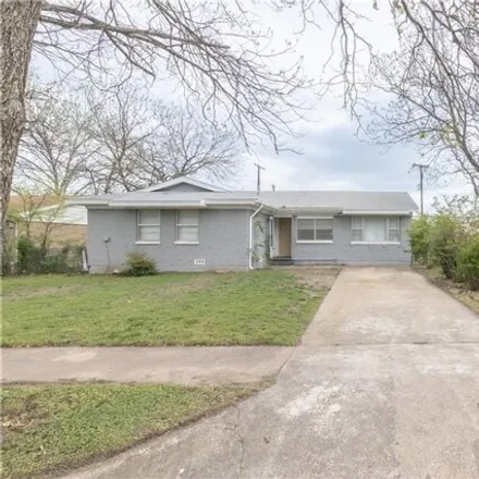 Buy this 4 bed house on 3300 Lake Travis Ave in Killeen, Texas