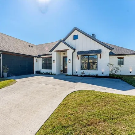 Buy this 4 bed house on Memory Lane in Waxahachie, TX 75165