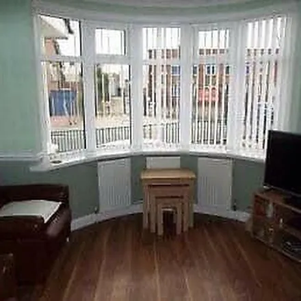 Image 7 - Goodfellows, 256 Marsh Road, Luton, LU3 2RX, United Kingdom - Townhouse for rent