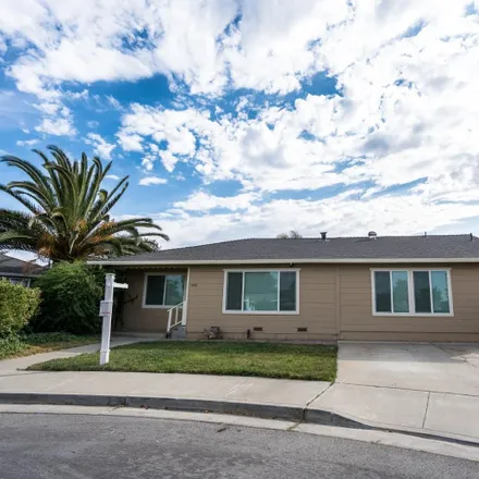 Buy this 3 bed house on 200 Western Court in Hollister, CA 95023