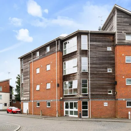 Rent this 2 bed apartment on Athelstan Road in Winchester, SO23 7GA