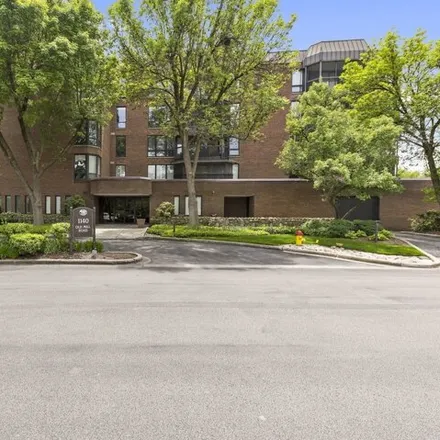 Buy this 3 bed condo on Graue Mill Condominiums in Old Mill Road, Hinsdale