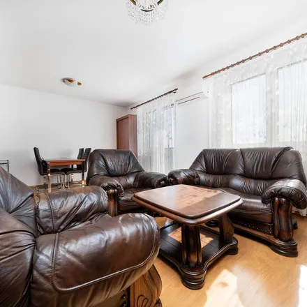 Rent this 2 bed apartment on Brandýs nad Labem in sídliště u nádraží, Kralupská