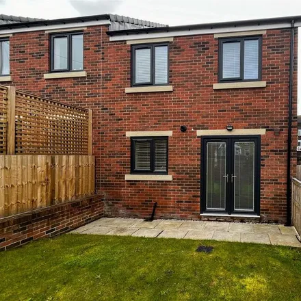 Rent this 3 bed townhouse on Whewell Street in Birstall, WF17 9PQ