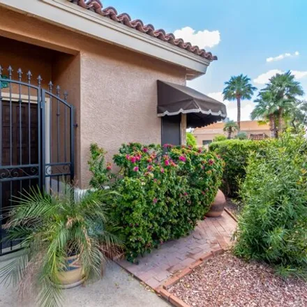 Image 3 - 1020 East Sahuaro Drive, Phoenix, AZ 85020, USA - House for sale