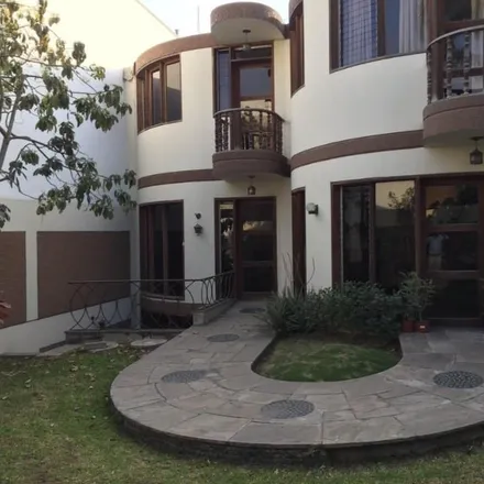 Buy this 6 bed house on Vidrieria Tanaka in Los Conquistadores Avenue 365, San Isidro