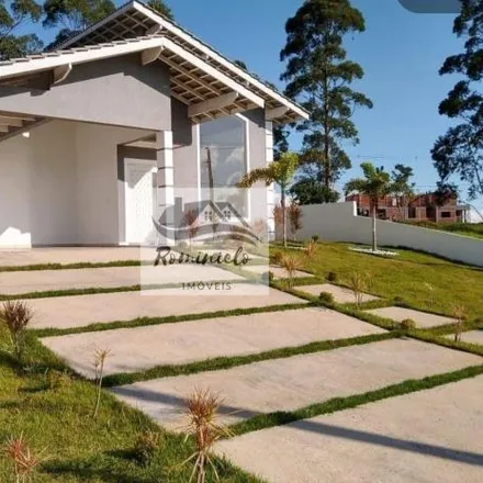Buy this 3 bed house on Avenida Elias Alves da Costa in Centro, Vargem Grande Paulista - SP