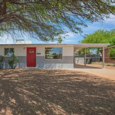 Buy this 3 bed house on 4805 East 26th Street in Tucson, AZ 85711