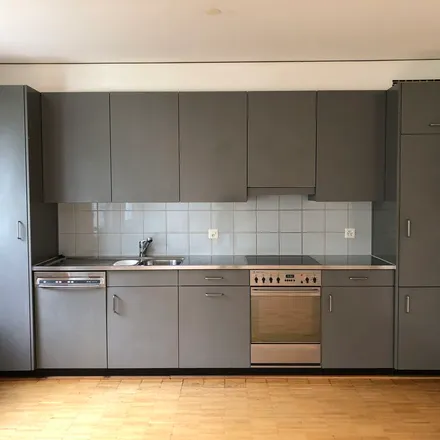 Rent this 3 bed apartment on Frobenstrasse 23 in 4053 Basel, Switzerland