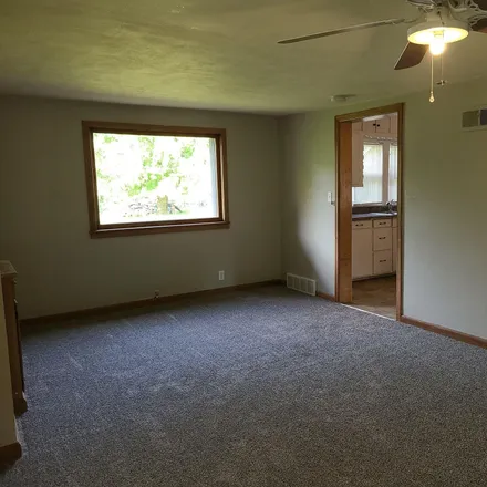 Image 6 - 1123 Cold Spring Road, Fox Crossing, WI 54956, USA - Duplex for sale