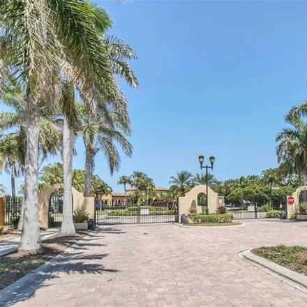 Image 5 - 793 Montecito Drive, Satellite Beach, FL 32937, USA - House for sale