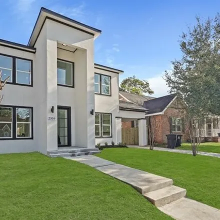 Buy this 4 bed house on 2355 Wentworth Street in Houston, TX 77004