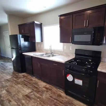 Image 2 - Carefree Circle, Flowing Wells, AZ 85705, USA - Apartment for rent