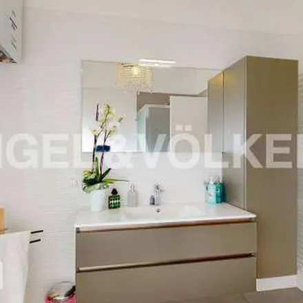Image 9 - Viale Vittorio Veneto 16, 47921 Rimini RN, Italy - Apartment for rent