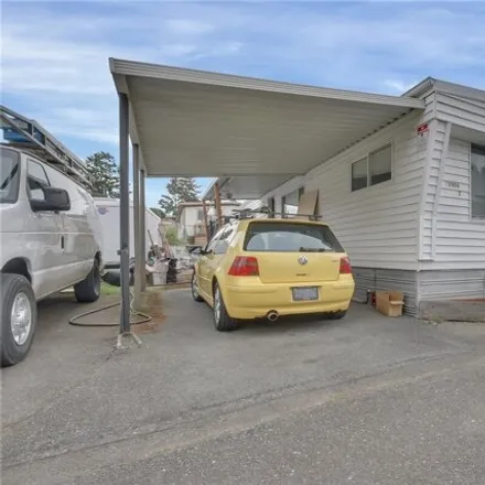 Buy this studio apartment on 22006 28th Place South in Des Moines, WA 98198