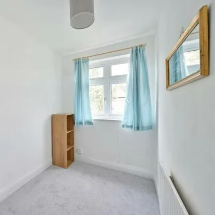 Image 7 - Oxford Avenue, Londres, London, Sw20 - House for rent