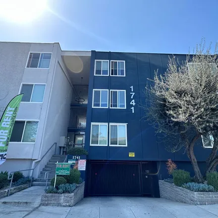 Image 1 - 1729 Park Avenue, Long Beach, CA 90815, USA - Apartment for rent