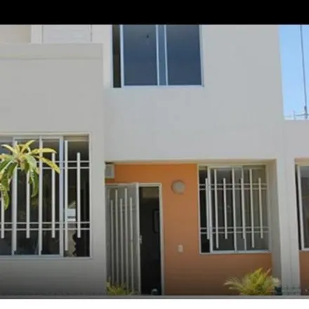 Buy this 4 bed house on Rosas De La Infancia in Avenida Tesistán, San José del Bajío II