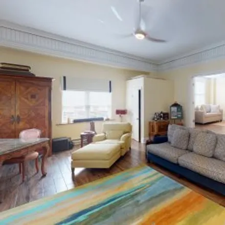 Buy this 3 bed apartment on #103,112 South Oxford Avenue