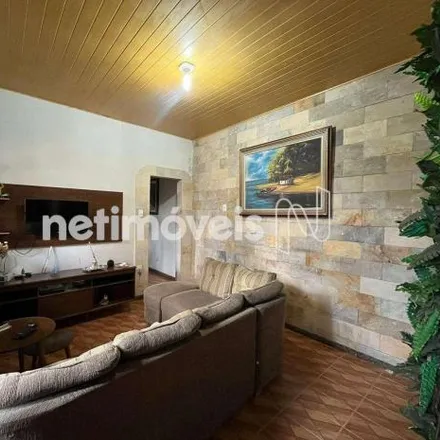 Buy this 3 bed house on Rua Antônio Carlos Coutinho in Regional Noroeste, Belo Horizonte - MG