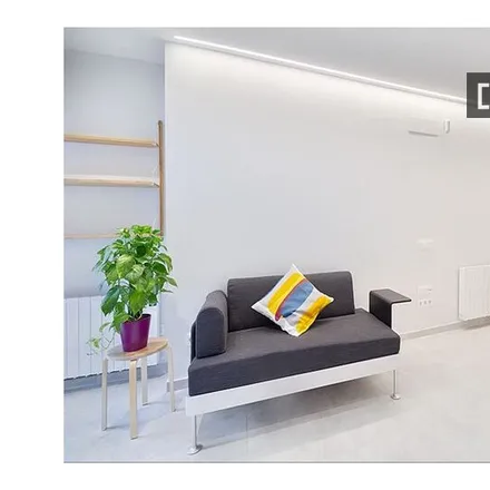 Rent this studio apartment on Carrer de Tamarit in 59, 08001 Barcelona