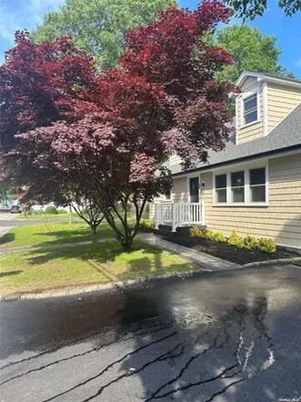 Buy this 4 bed house on 20 Linden Street in Greenlawn, NY 11743