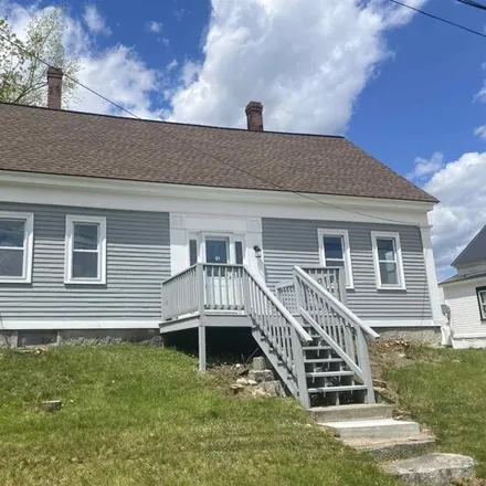 Buy this 3 bed house on 17 Grove Street in Farmington, Strafford County