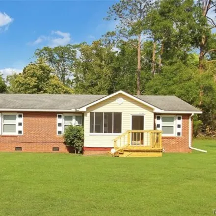 Buy this 3 bed house on Cottonwood Road in Cottonwood, Houston County