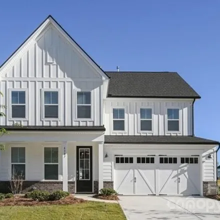 Buy this 4 bed house on Glenwalk Drive in Charlotte, NC 28269