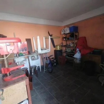 Buy this 5 bed house on Rua Antônio da Costa in Jardim Colorado, Suzano - SP