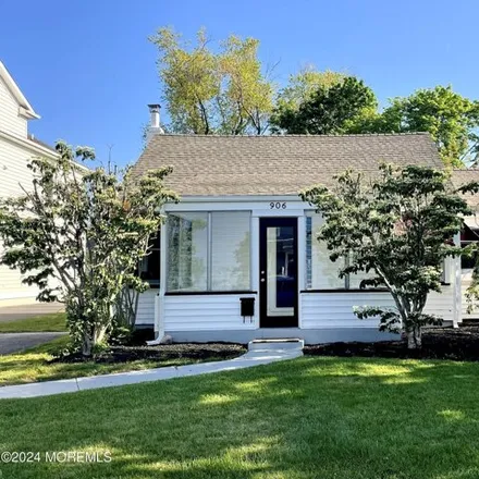 Buy this 3 bed house on 954 Central Avenue in Spring Lake Heights, Monmouth County