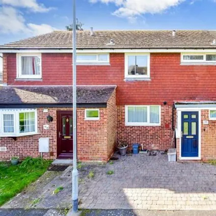 Buy this 3 bed townhouse on Balderton Close in Portsmouth, PO2 0UG