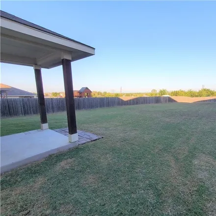 Image 6 - 341 Westminster Drive, Kyle, TX 78640, USA - Loft for sale