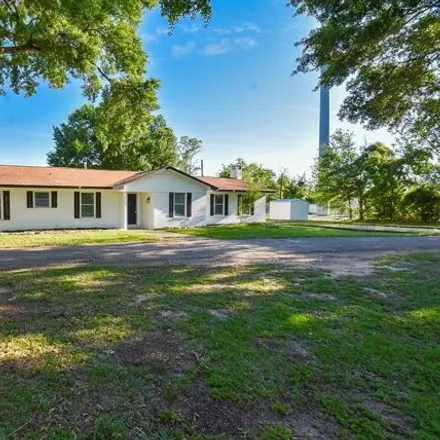 Rent this 3 bed house on Old Mueschke Road in Harris County, TX 77377