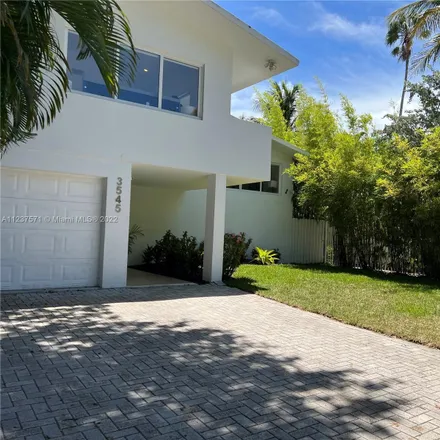 Image 3 - 3545 West Glencoe Street, Bay Heights, Miami, FL 33133, USA - House for sale