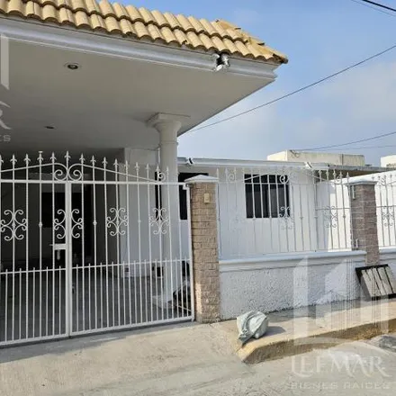 Rent this 3 bed house on Privada Soto La Marina in 89510 Ciudad Madero, TAM