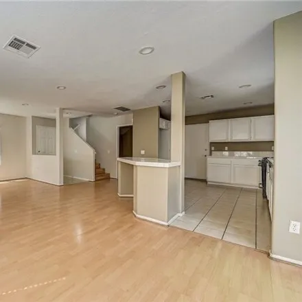 Image 6 - 25325 Bayside Place, Los Angeles, CA 90710, USA - House for sale