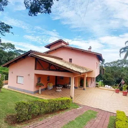 Buy this 6 bed house on Avenida Estrutural Sul in Patrimônio do Carmo - Setor D1, São Roque - SP