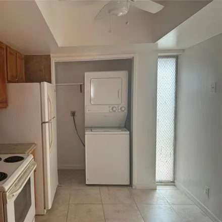 Image 3 - unnamed road, Hollywood, FL 33020, USA - House for rent