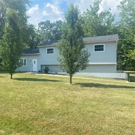 Buy this 4 bed house on 11064 Greenfield Drive in Phelps County, MO 65401