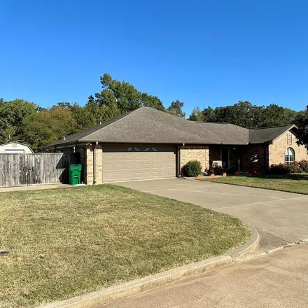 Image 2 - 418 Chancellor Drive, Palestine, TX 75803, USA - House for sale