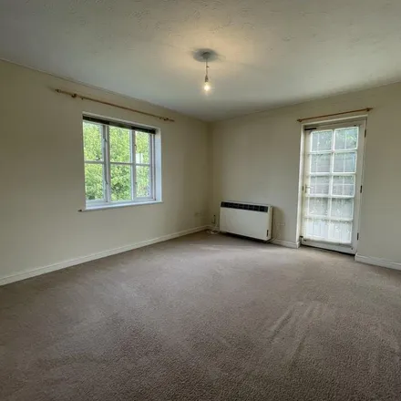 Image 7 - 6 The Beeches, Cambridge, CB4 1FY, United Kingdom - Apartment for rent