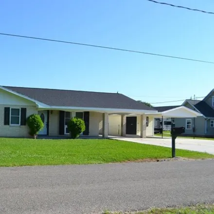 Buy this 3 bed house on 205 East 58th Street in Lafourche Parish, LA 70345