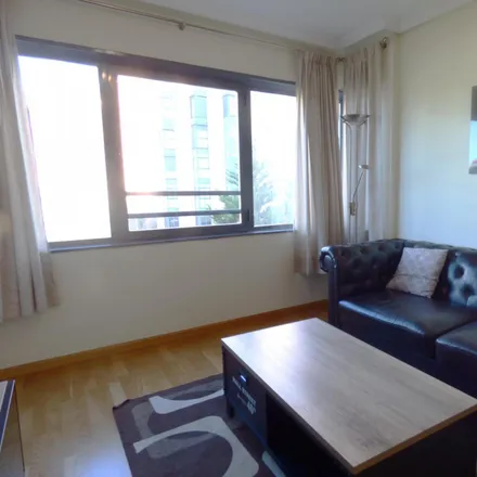 Image 8 - Madrid, Nuevo Madrid, Calle Bausa, 27, 28033 Madrid - Apartment for rent