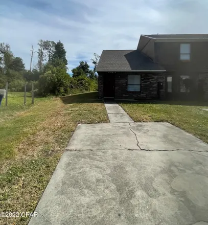 Rent this 2 bed townhouse on 1210 Stephen Drive in Panama City, FL 32405